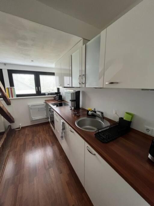 Zentrale Im Gruenen! Appartement